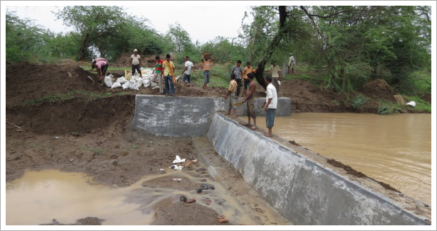 River dam and people||||