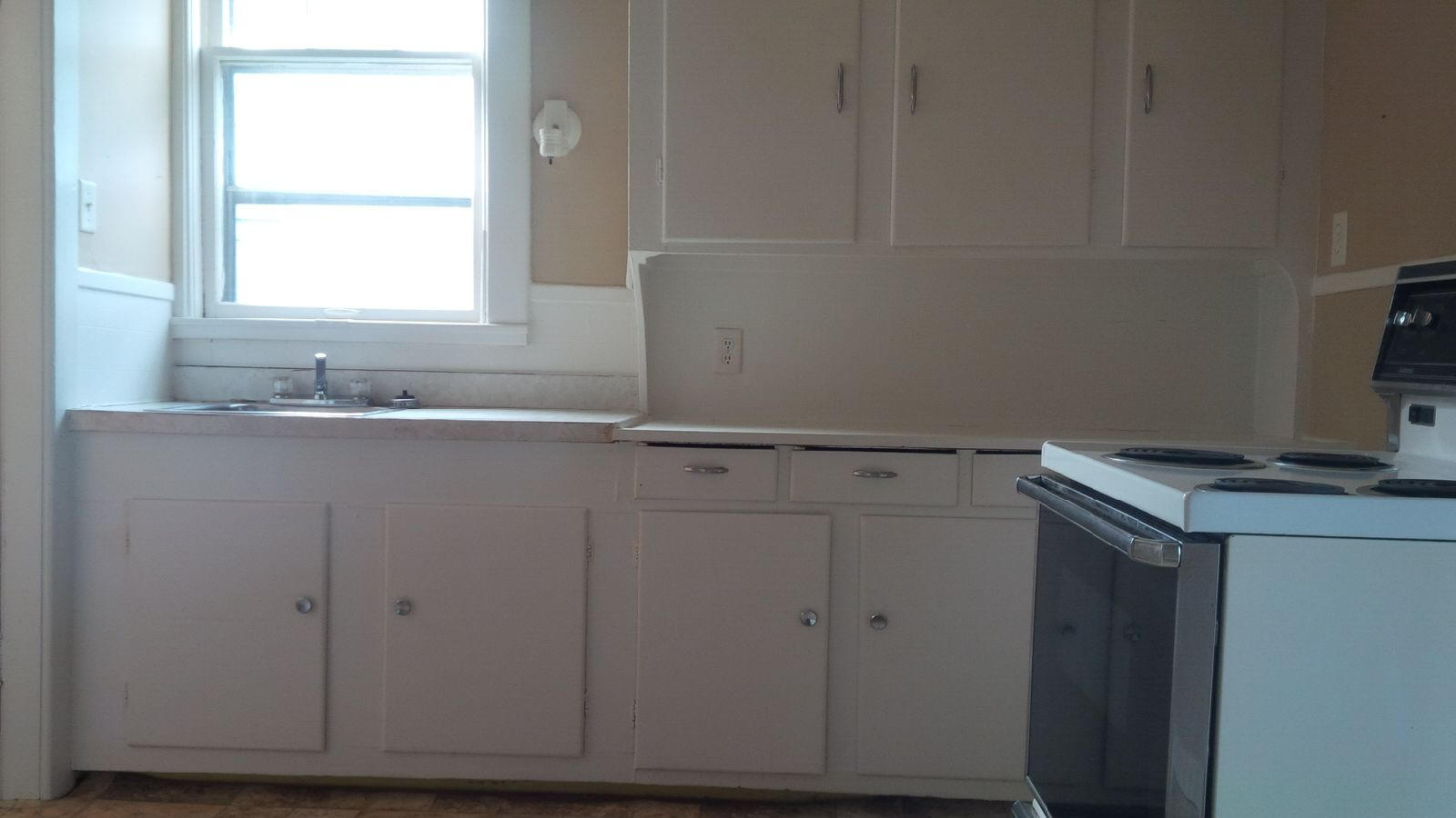 30 Clarendon #5 Kitchen