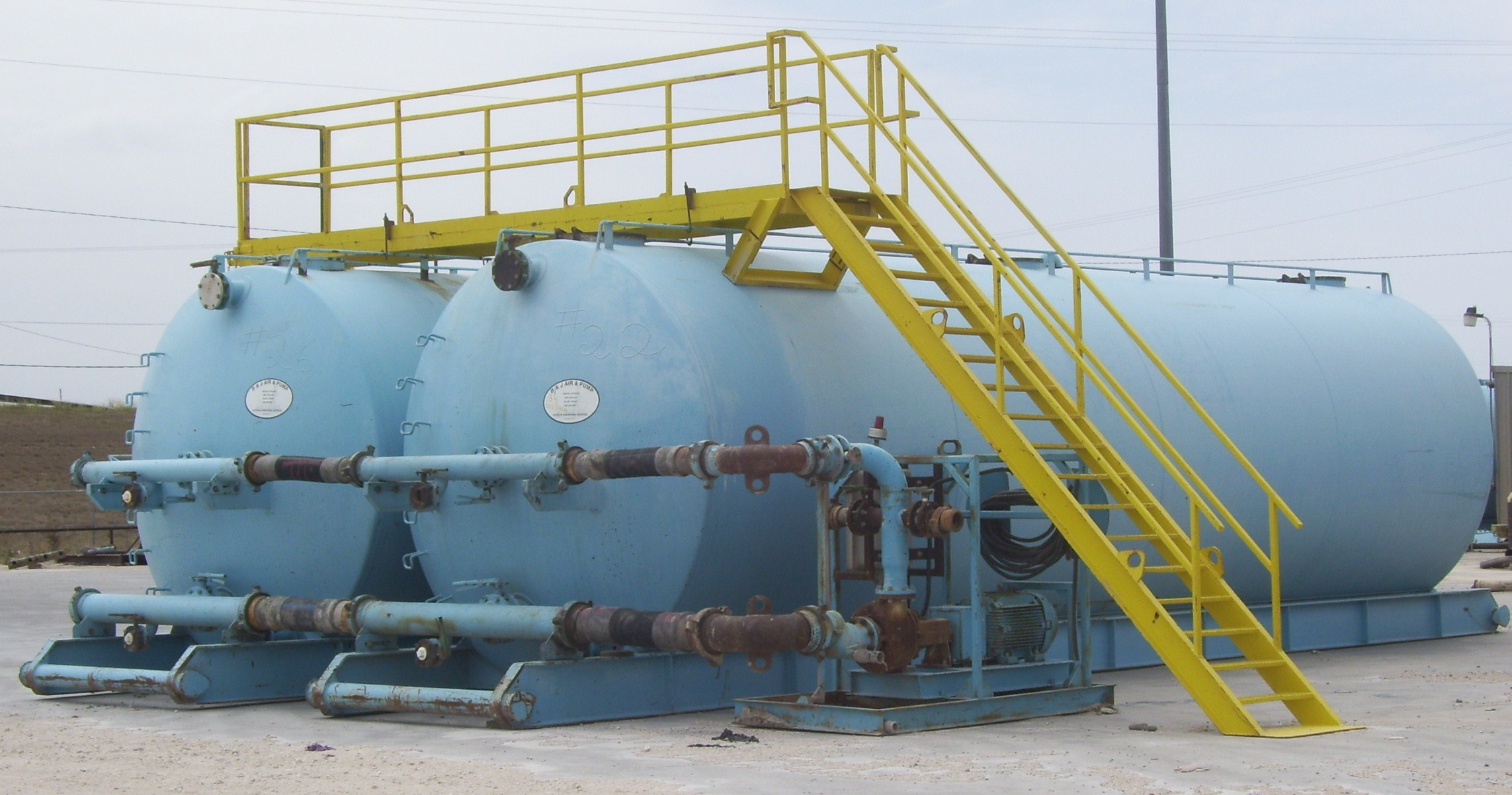 1000 BBL. Mud Tank System with internal jets