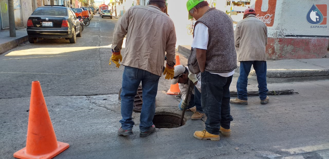 SONDEO DE DRENAJE EN CALLE BRAVO. COLONIA CENTRO