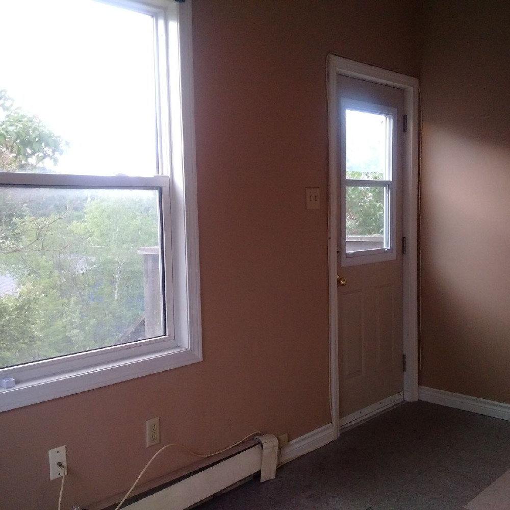 59 McLaughlin Cr.#1 Kitchen