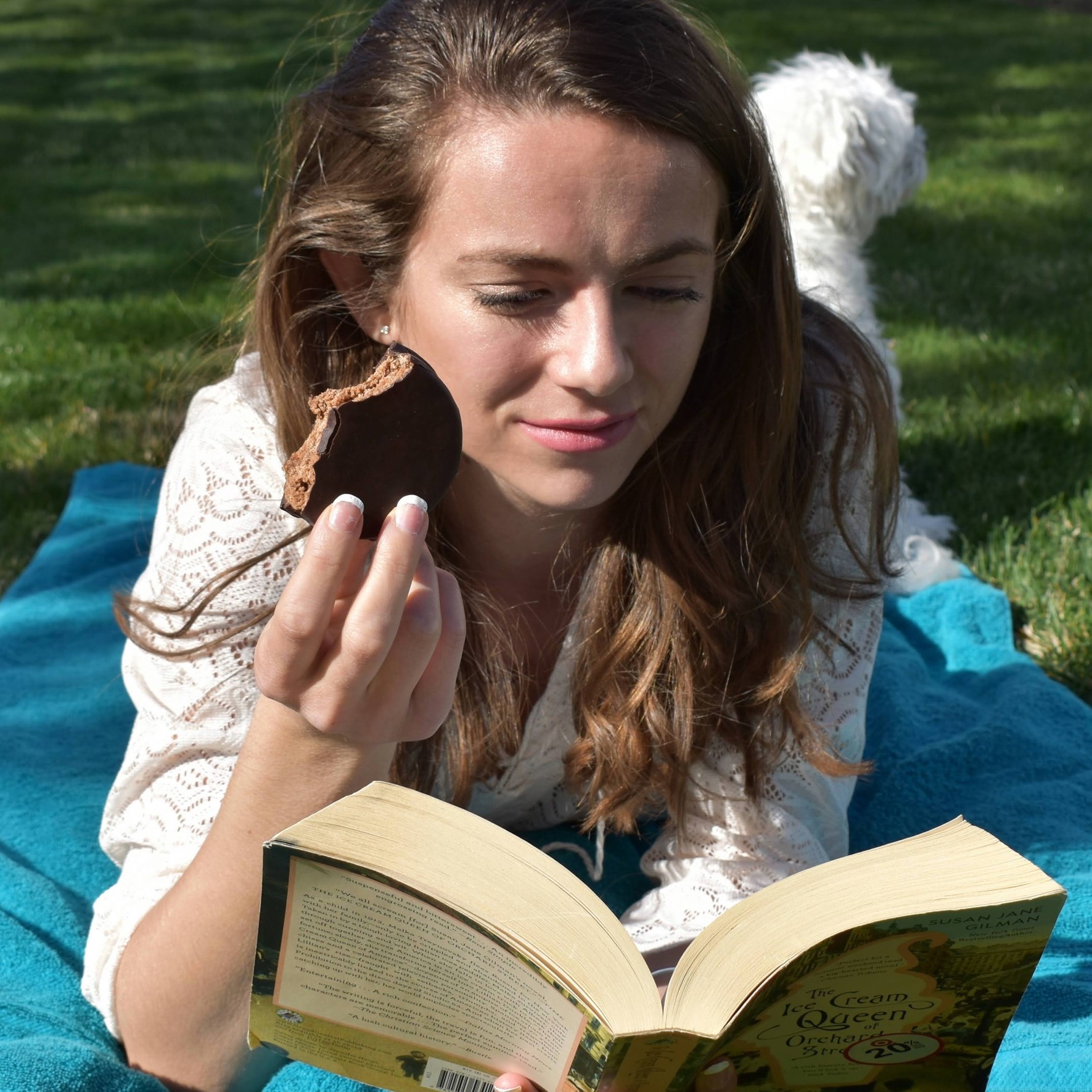 a group of cupcakes sitting on top of a white table
