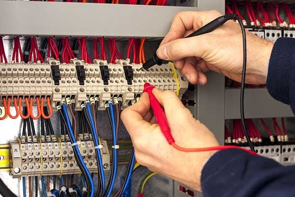 Experienced Electricians