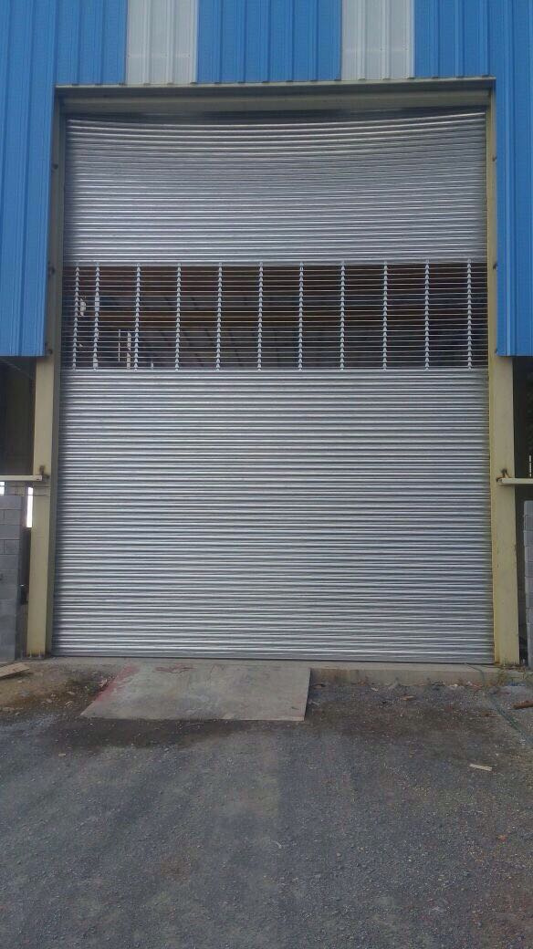 Cortina Europea galvanizada cal.24 con 1.00m en tubular 5/8