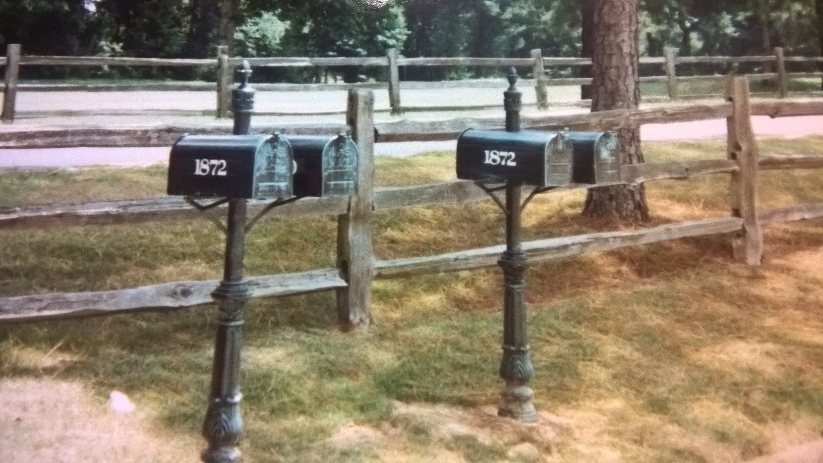 Pickle fluted double box
 standard box
 $550 installed