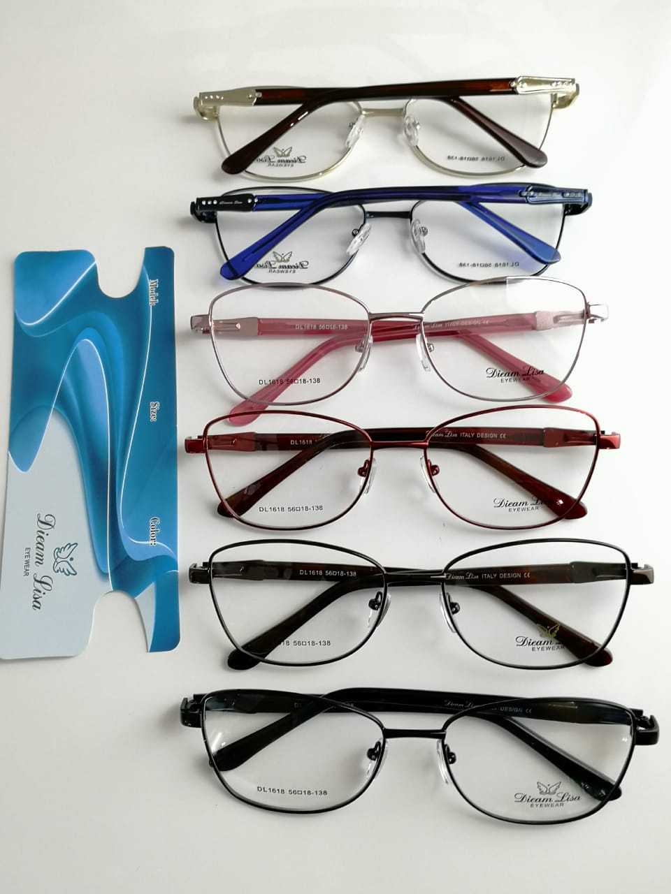 Modelo: DL1618
Colores: Vino, Azul, Cafe, Rosa, Negro y Cafe con Dorado