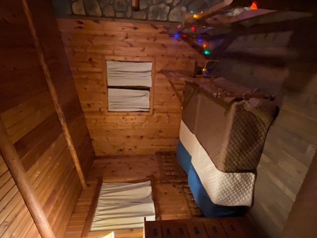 https://0201.nccdn.net/1_2/000/000/088/fc3/loft-bedroom2.jpg