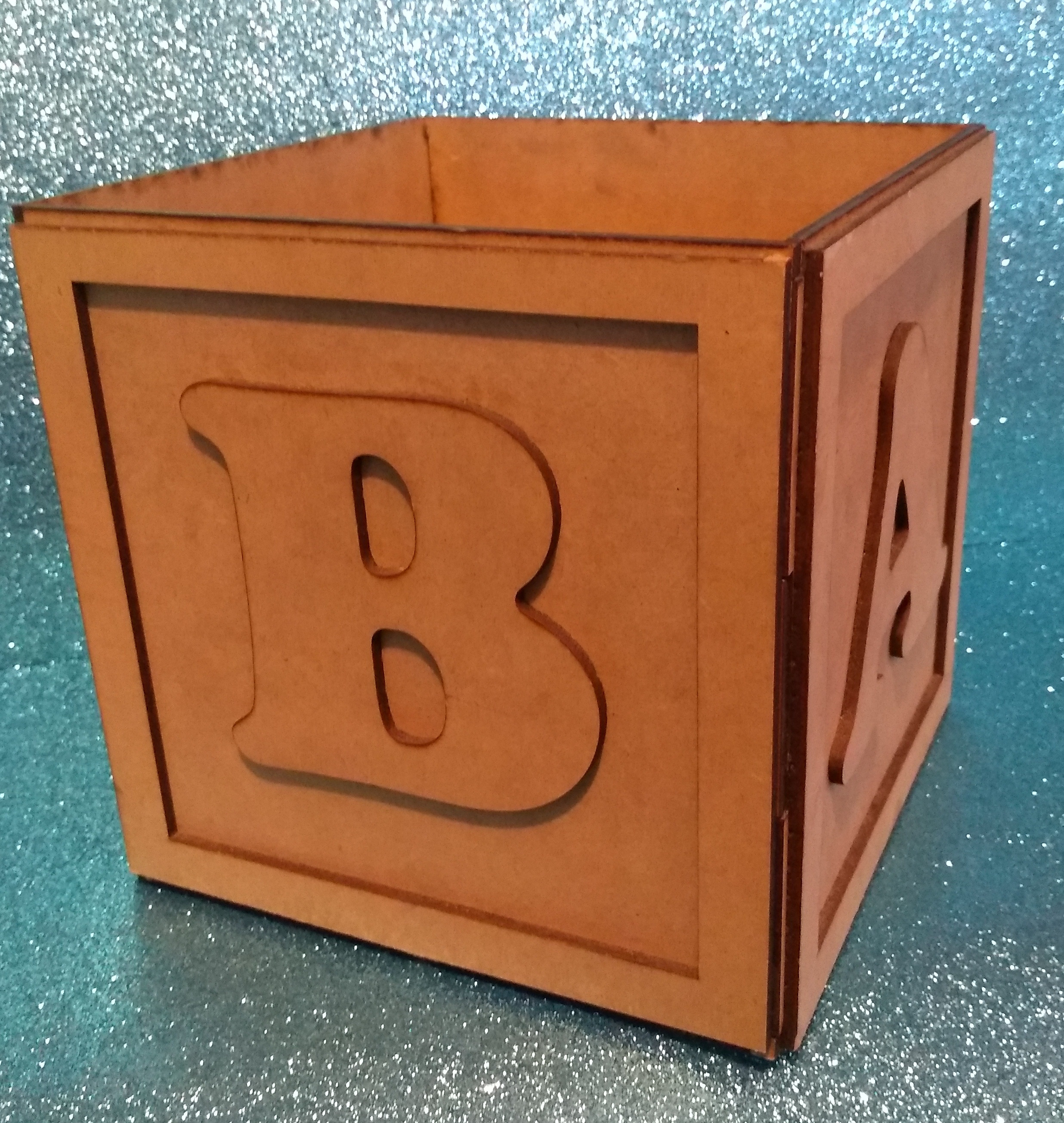 Caja tipo Cubo BABY
17 x 17 x 17 cm $95.00