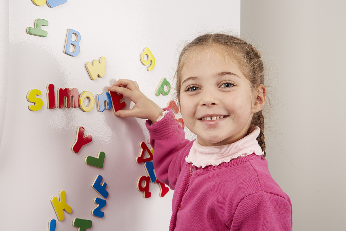 WOODEN LETTER ALPHABET MAGNET
MD 10448 no. 161-204

$395.00