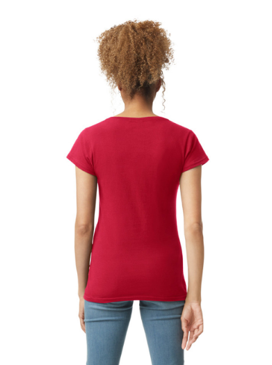 CAMISETA CON ESCOTE EN V DE MUJER