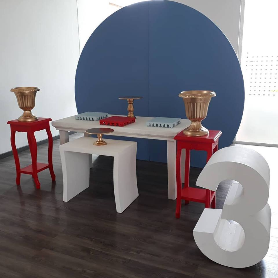 Cada Numero en Alquiler
Medidas 80cm de Altura
$35.000