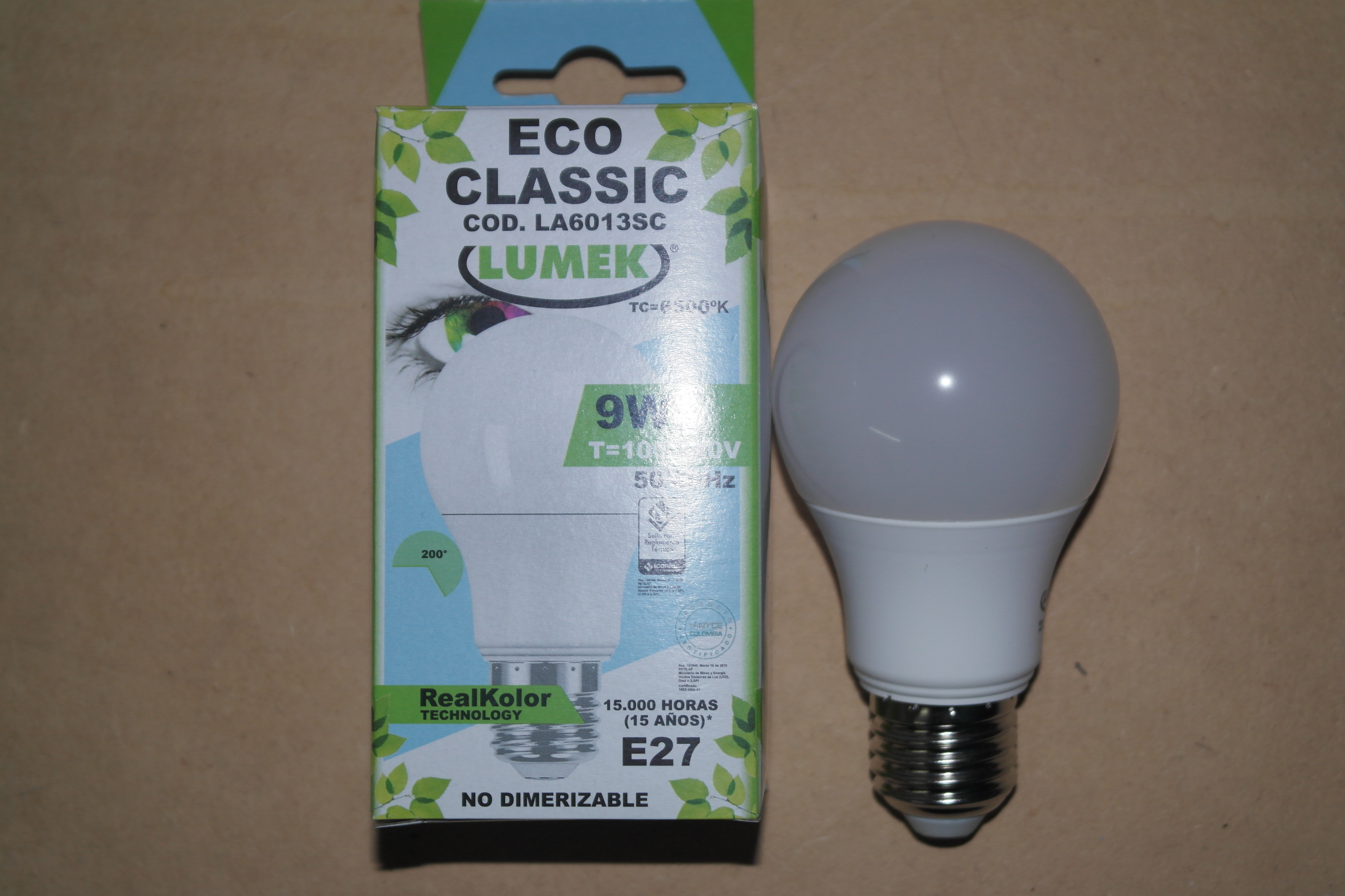 Eco classic LED 9W E27 Lumek
6500°k Cod 15122/ 3000°k Cod:
15123