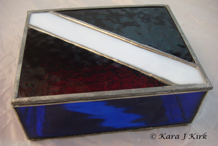 https://0201.nccdn.net/1_2/000/000/08b/632/06-24-13-Diver-Down-Flag-Stained-Glass-Box-2-4x6-428x288.jpg