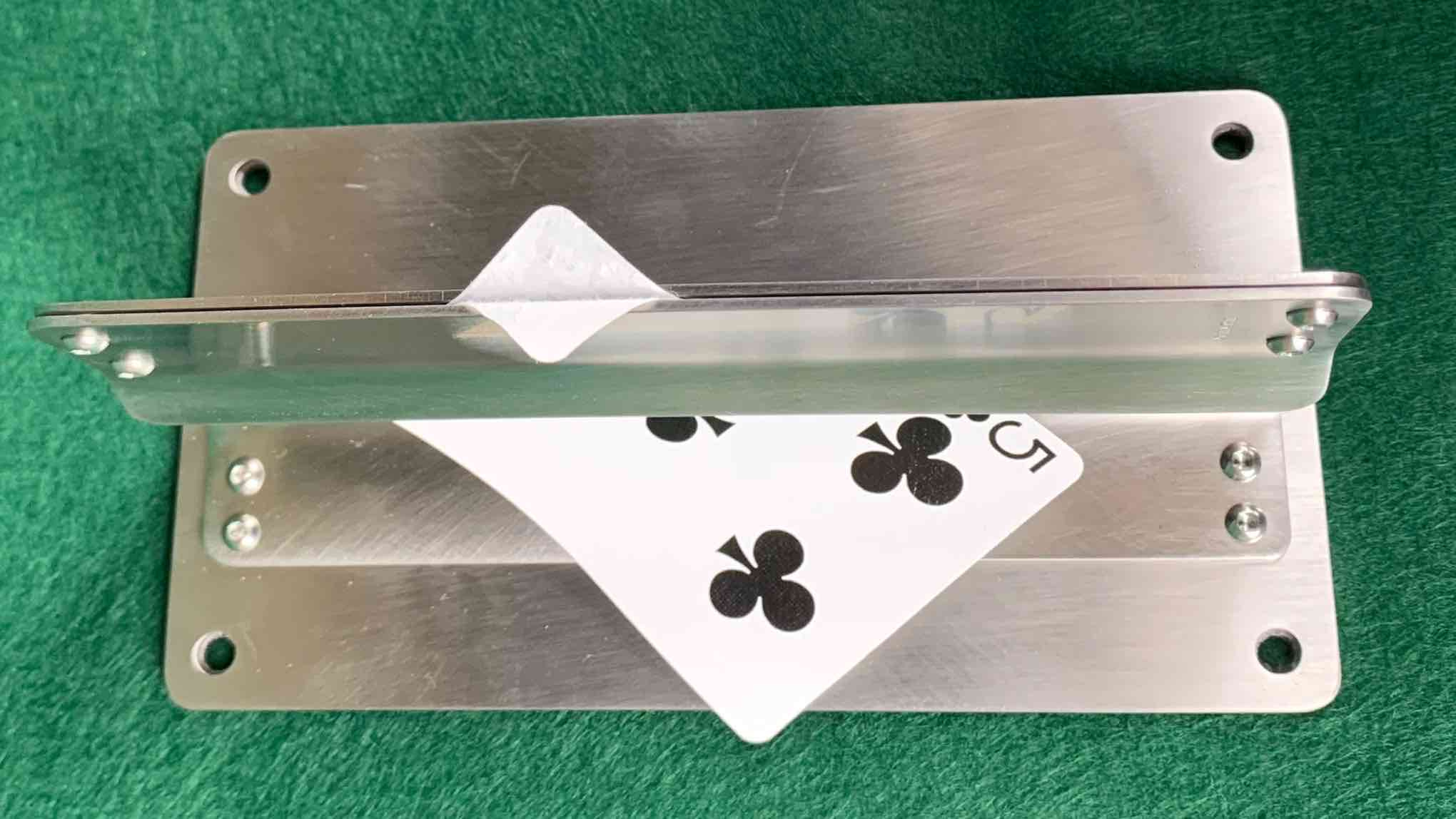 https://0201.nccdn.net/1_2/000/000/08b/d34/card-splitter-jig-2040x1148.jpg