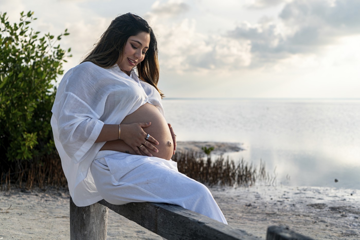 https://0201.nccdn.net/1_2/000/000/08b/fdd/mich-raul-maternidad-natural-isla-blanca0010.jpg