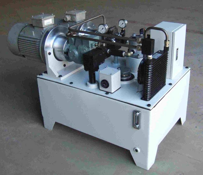 Todos nuestros cilindros son montados en un banco de prueba y sometidos a carga para revisar la calidad de la reparacion o fabricacion