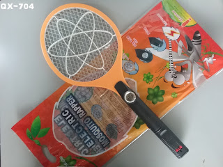 QX-704
RAQUETA MATA MOSQUITOS
CON LAMPARA 