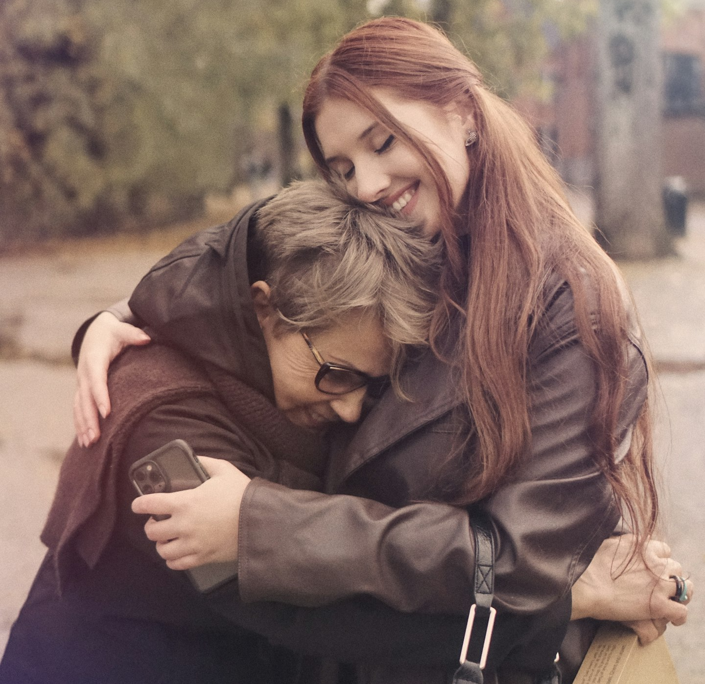 Lotus's Friends, we give hugs.