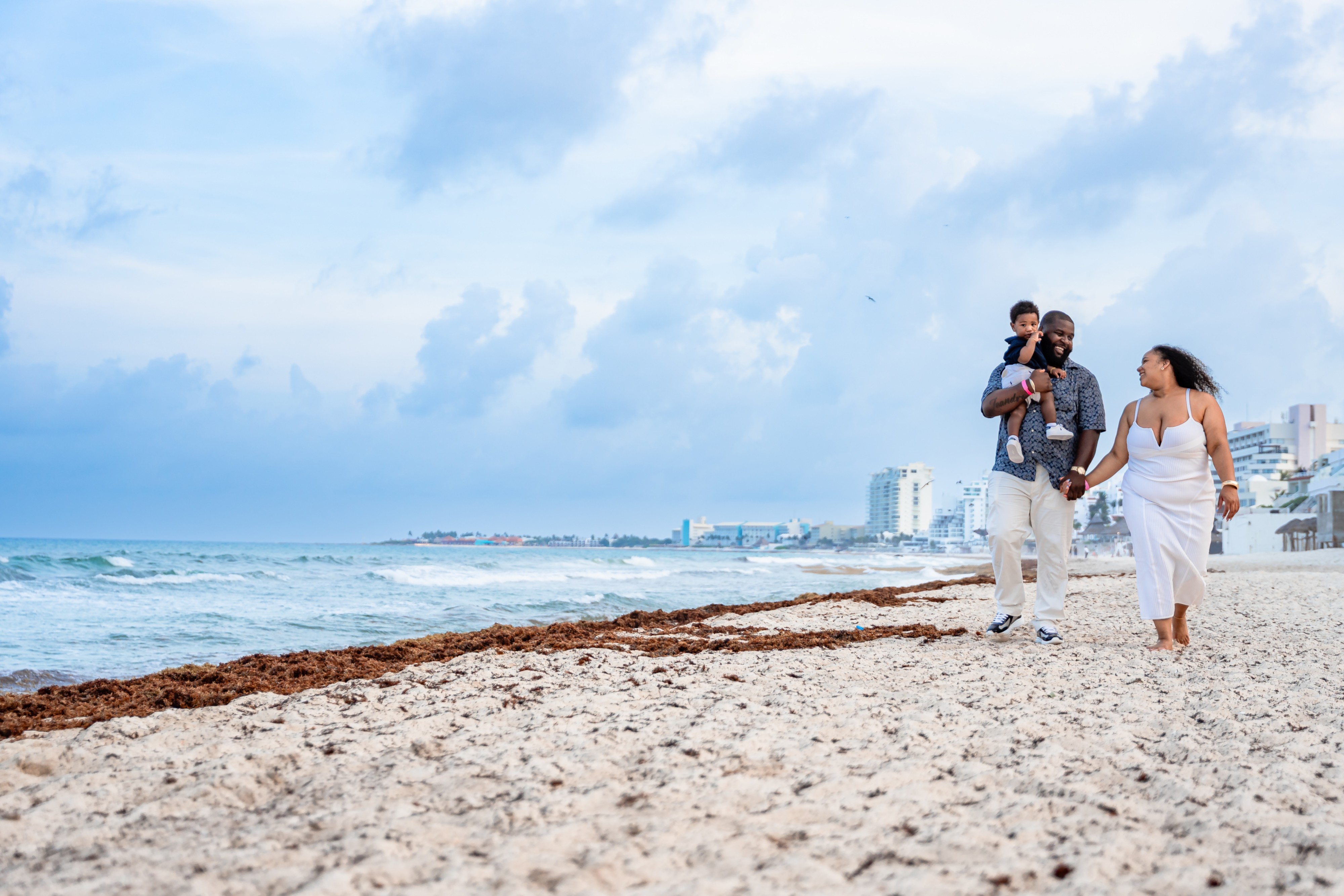 https://0201.nccdn.net/1_2/000/000/08d/145/destination-proposal-photography32.jpg