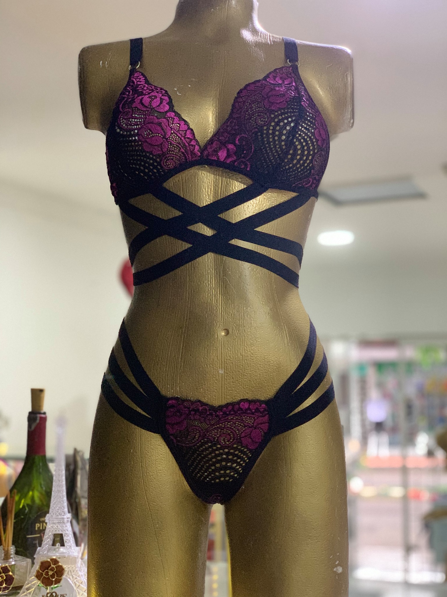CUNJUNTO PURPLE 
$ 60.000