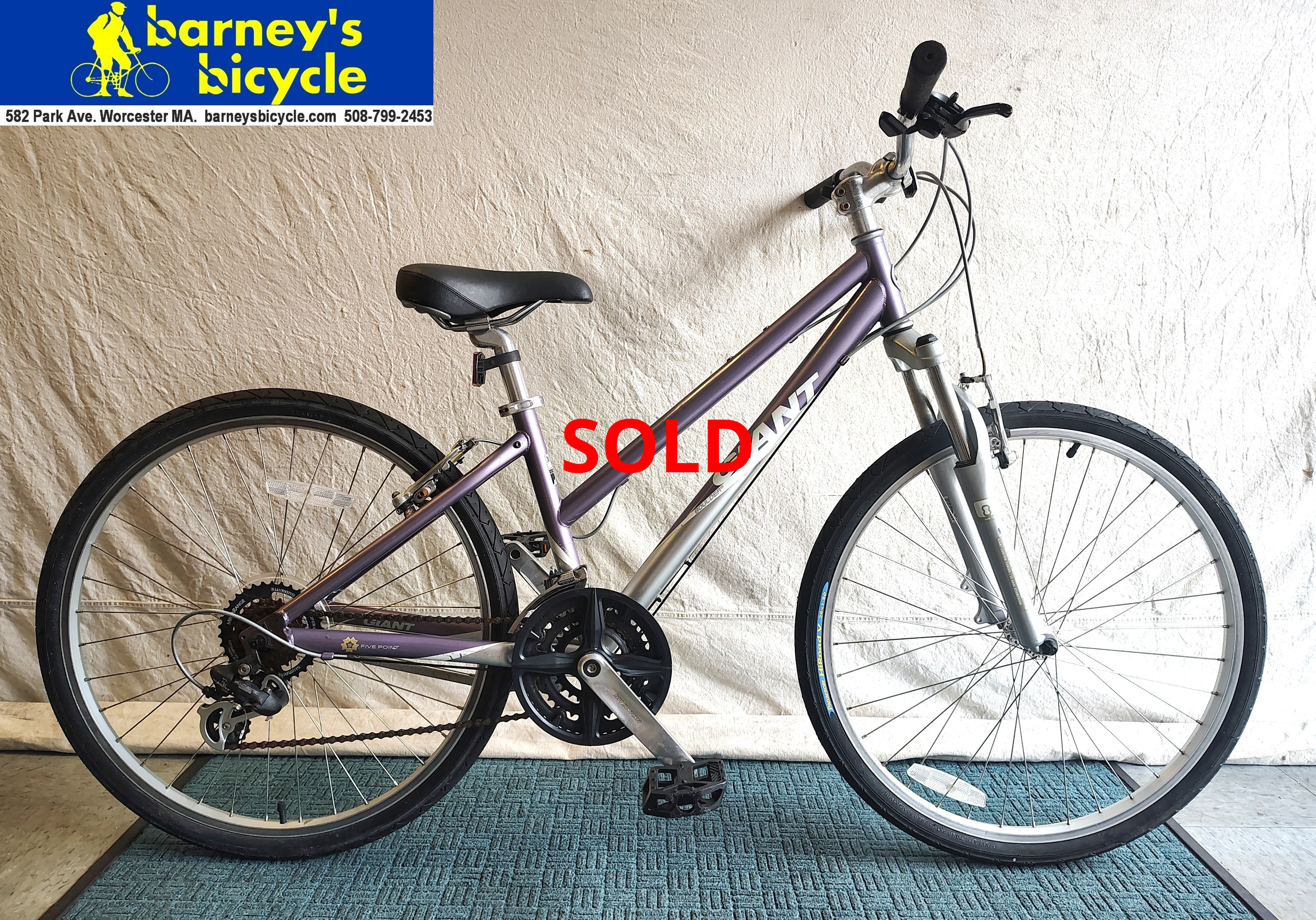 Giant Boulder (XS Adult)
Wheel Size: 26 "XS / Rider Height: 4"11-5'2
Price: $329.99 (Professionally Tuned)