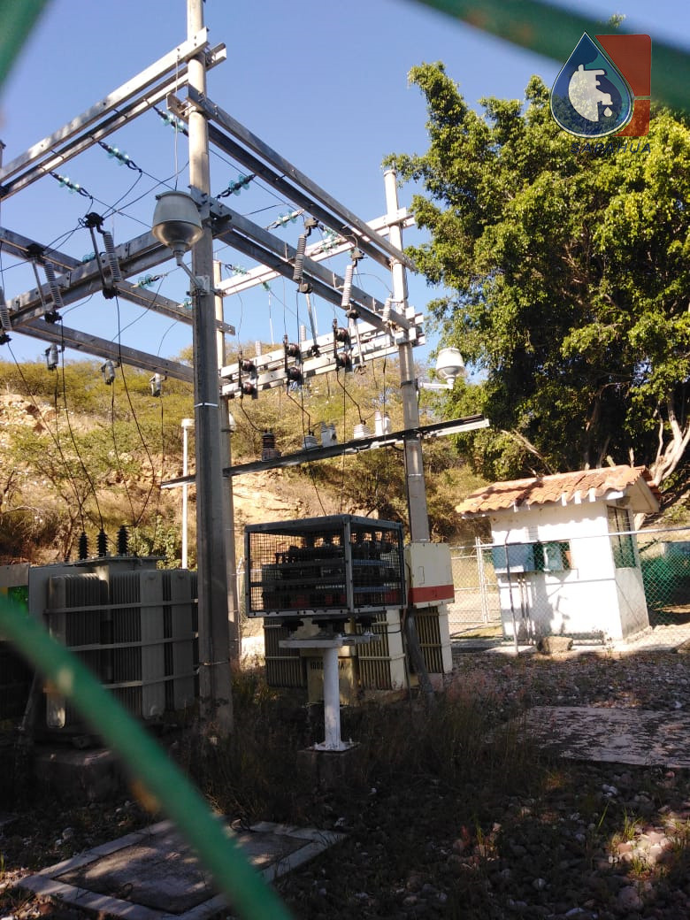 https://0201.nccdn.net/1_2/000/000/08e/0a5/REPARACION-DEL-CABLEADO-DEL-TRANSFORMADOR-EN-OBRA-TOMA-YOSOCUTA-780x1040.jpg