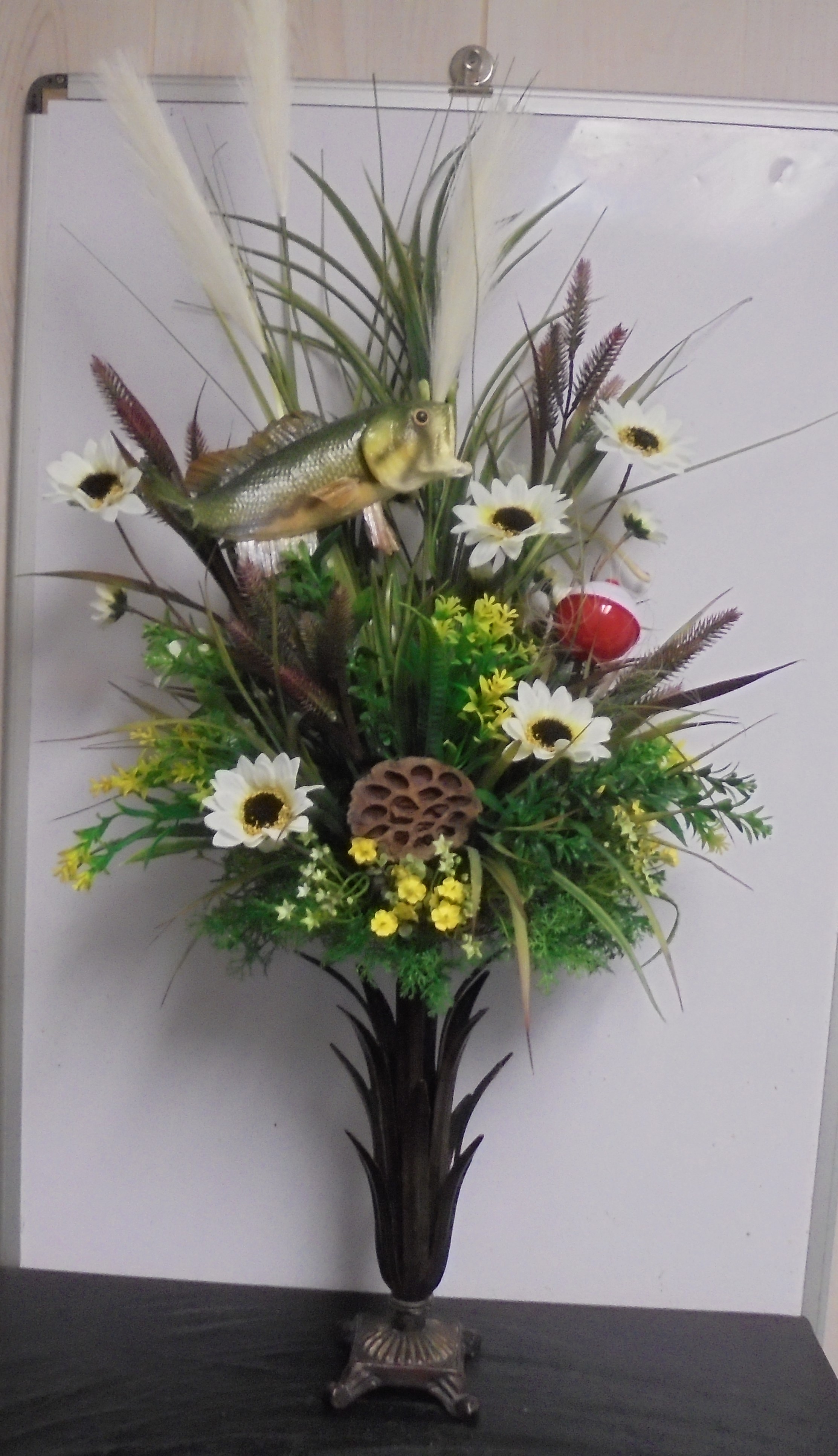(SORRY OUT OF STOCK!!)
(51)"Silk Fish Arrangement
$70.00