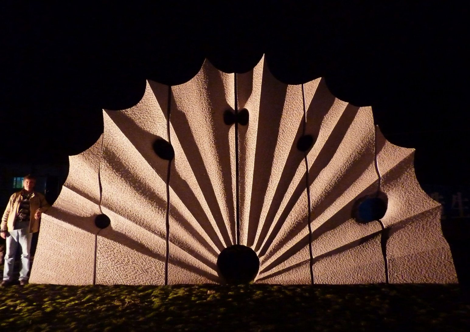 Sunshine, granite, L 800cm., Taizhou- Central City Park, China