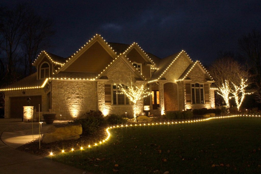 https://0201.nccdn.net/1_2/000/000/08e/8ec/residential-holiday-2-1-1024x683-1024x683.jpg
