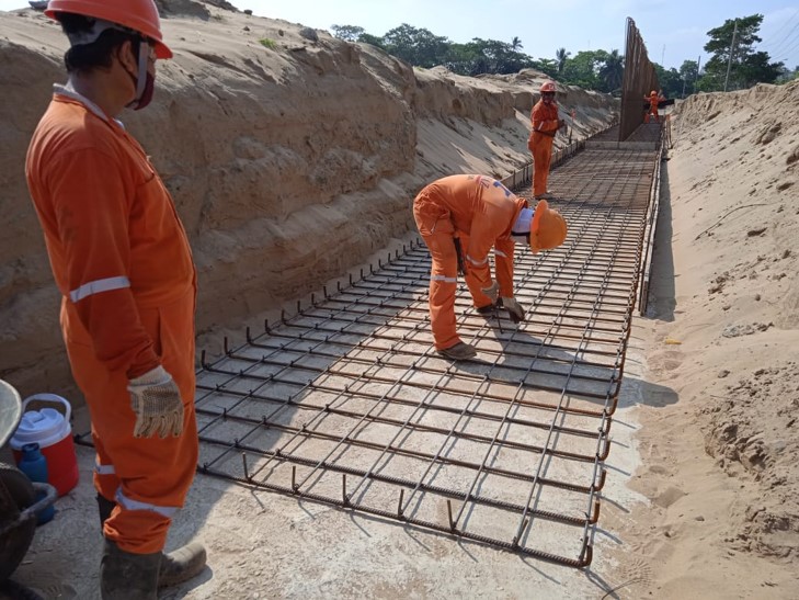 “Ingeniería complementaria, procura y construcción de instalaciones de los racks de tubería de integración, del libramiento provisional, el camino de tránsito pesado, las cimentaciones superficiales, el sistema de contra incendio del paquete 6, durante la fase II-B de la Refinería Dos Bocas, Paraíso, Tabasco”.