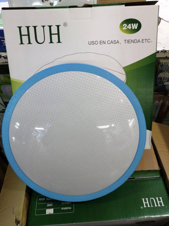 C051
LAMPARA DE 3 TONOS DE LUZ
DISEÑO GRAQUELADO EN AZUL