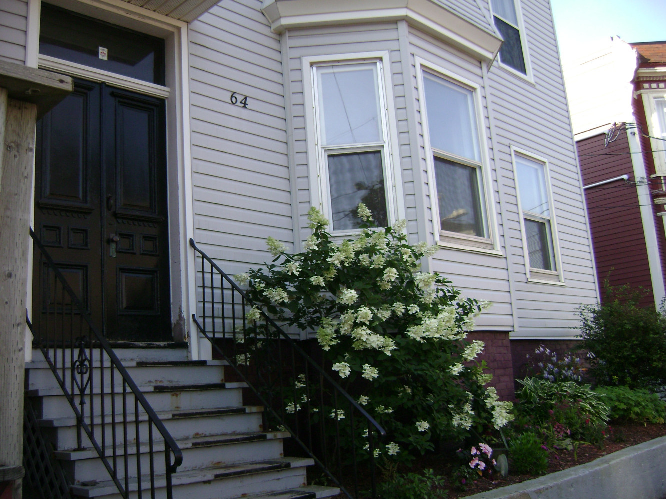 64 Elliott Row Exterior