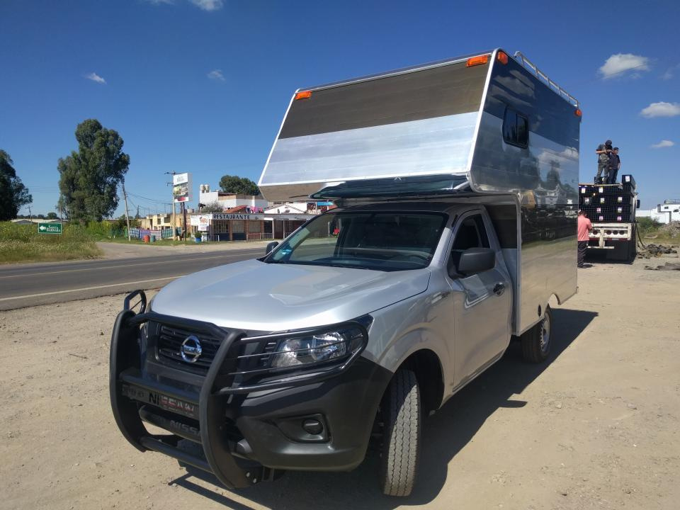 campers volado chasis nissan  