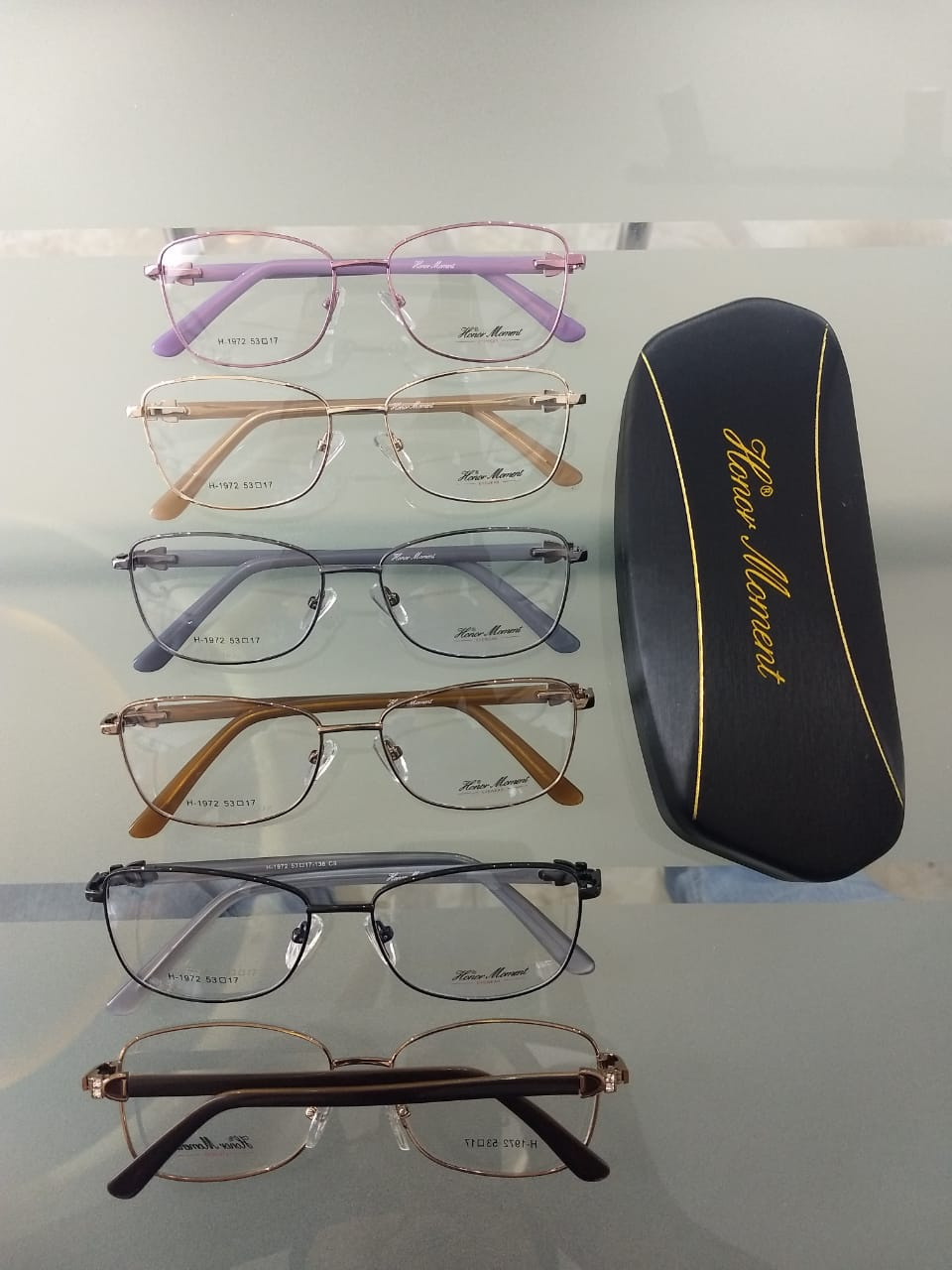 Modelo: H-1972
Colores: Rosa, Dorado, Gris, Cafe, Negro y Morado