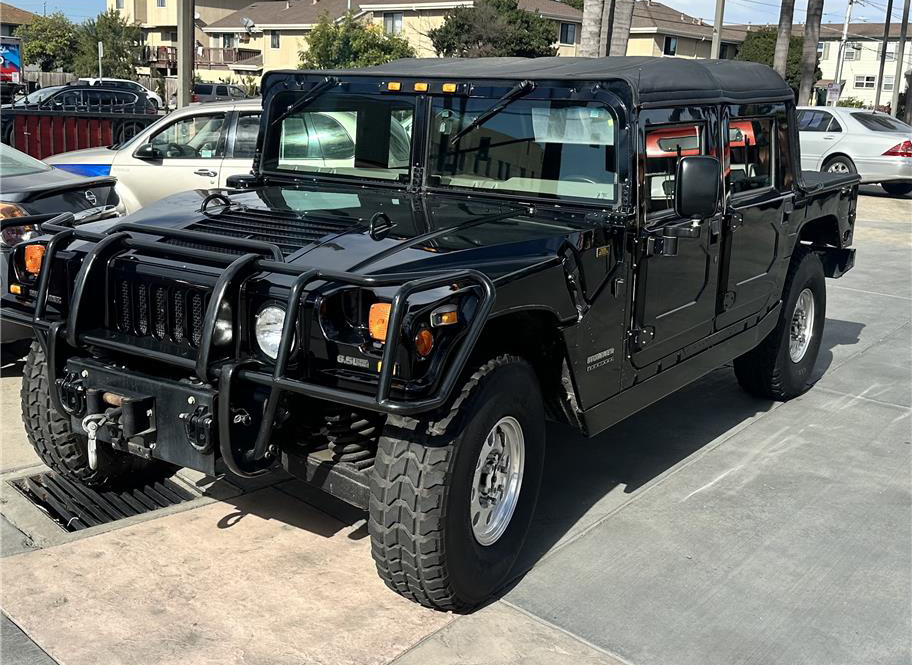 1999 Hummer H1 from 33 Auto Sales (asncars.com)
Miles: 26,163
Drive: 4WD
Trans: Automatic
Engine: V8, Turbo Diesel, 6.5L
Stock: 1569
VIN: 137ZA9036XE184685
