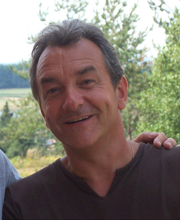 https://0201.nccdn.net/1_2/000/000/090/2eb/25049_1291029611_122_25049-588x718.jpg
