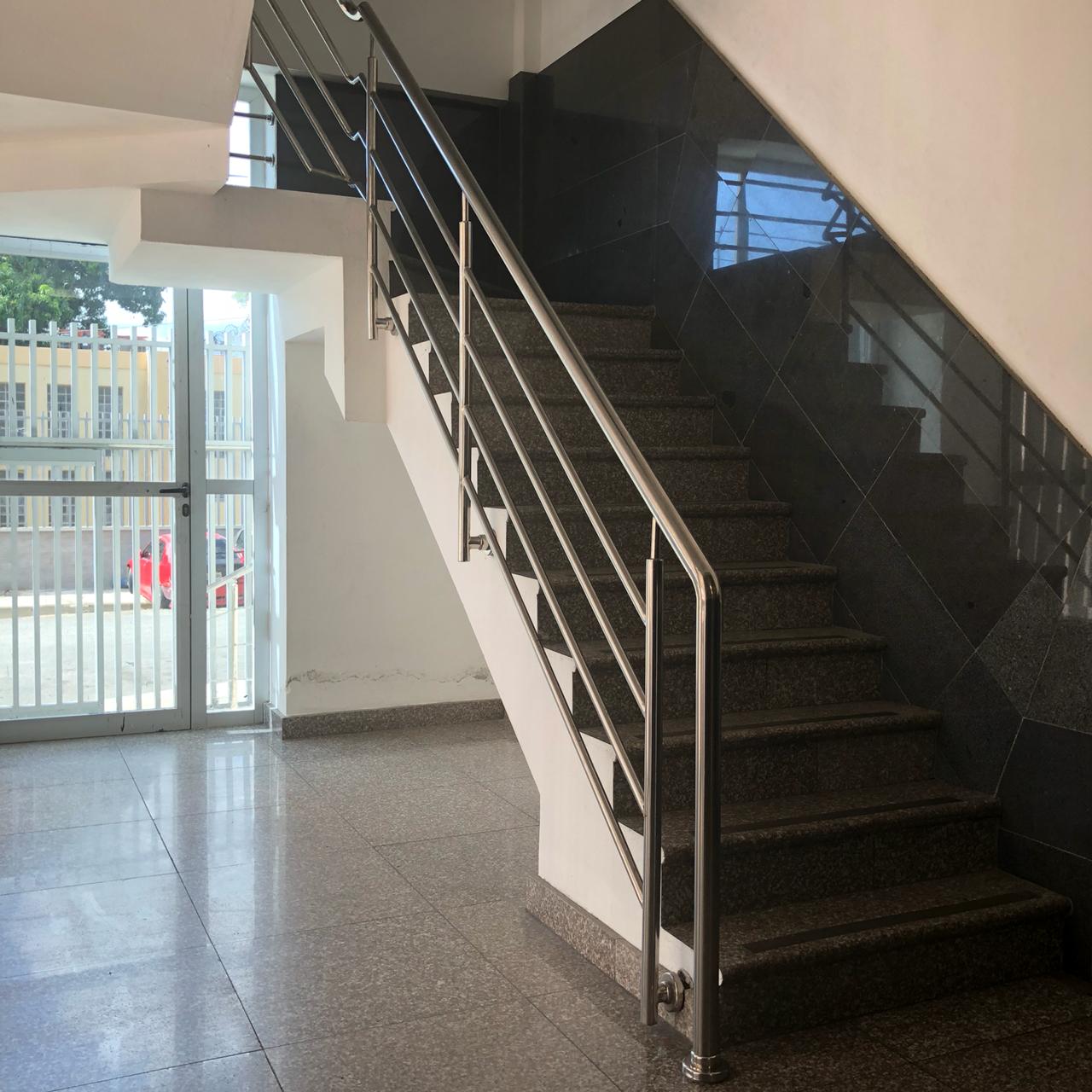 Universidad O&M
Baranda en acero