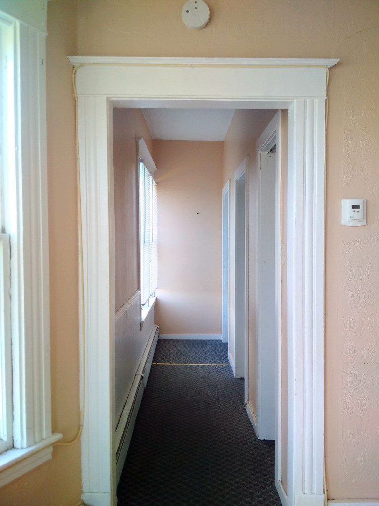 421 Douglas Ave. #2 Hall