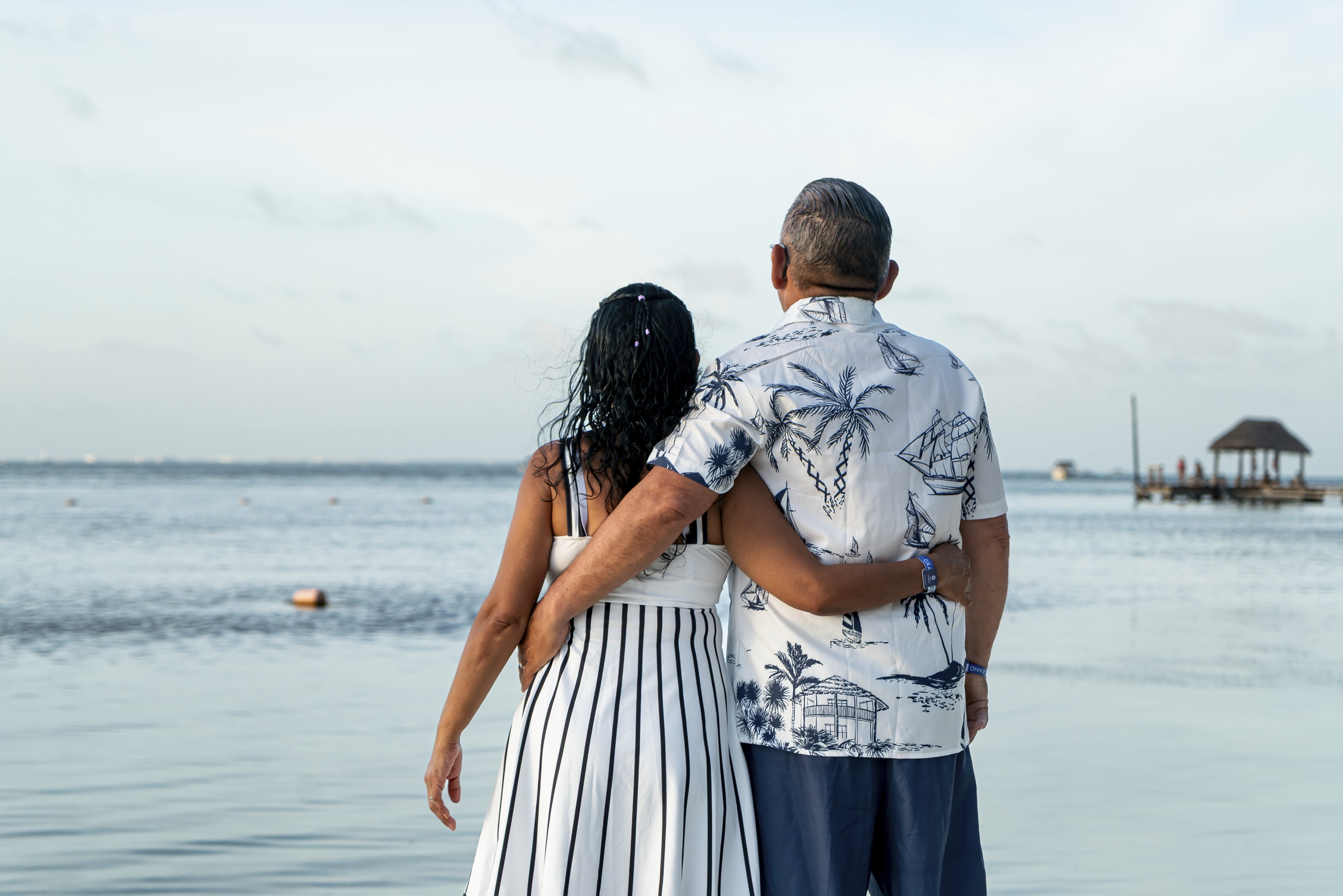 https://0201.nccdn.net/1_2/000/000/090/df0/luxartifices-riviera-maya-beach-family-photos0013.jpg