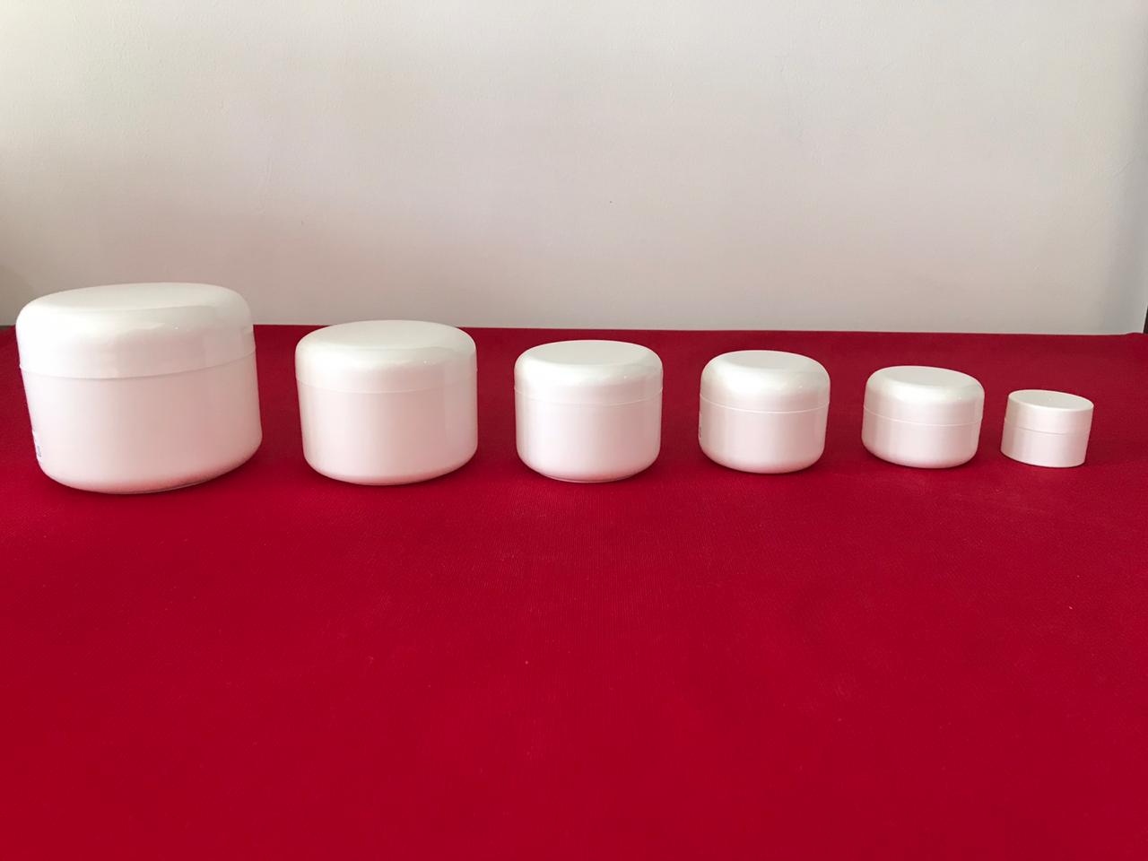 POMADERA BLANCA 1/4, 1/2, 1, 2, 4 Y 8 OZ.