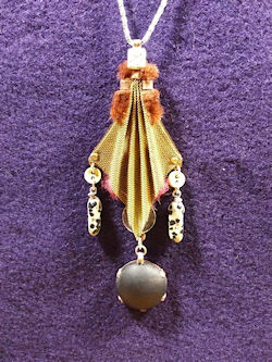 JPn014 Mixed Materials pendant