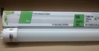 Tubo LED T8/9W/120V 6500K 
Lumek Código 15108 
