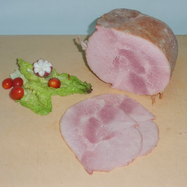 JAMÓN ESTILO VIRGINIA : PIERNA DE CERDO COCIDO Y AHUMADO