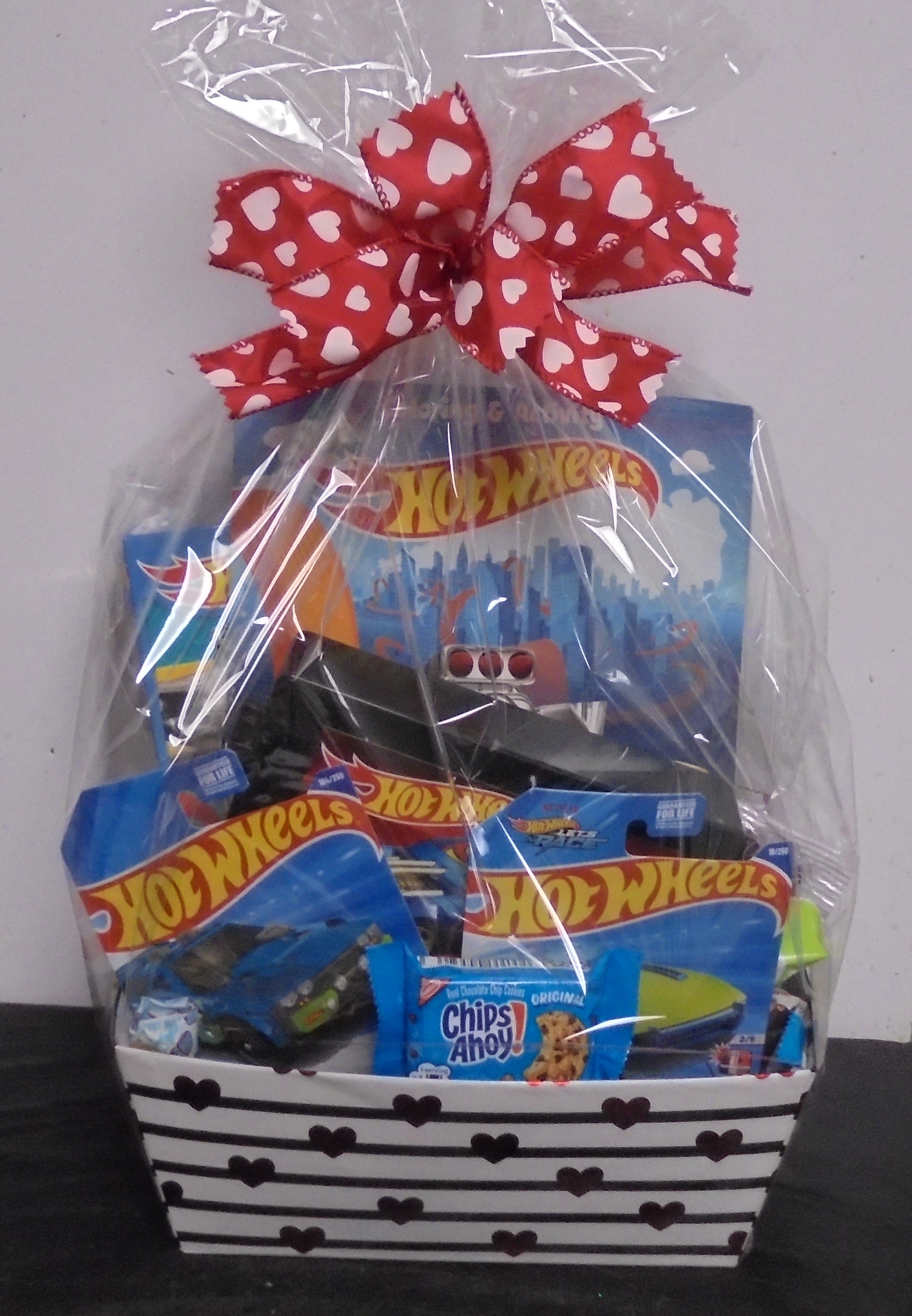 (K7) "Hot Wheels" Goodie Basket
$40.00