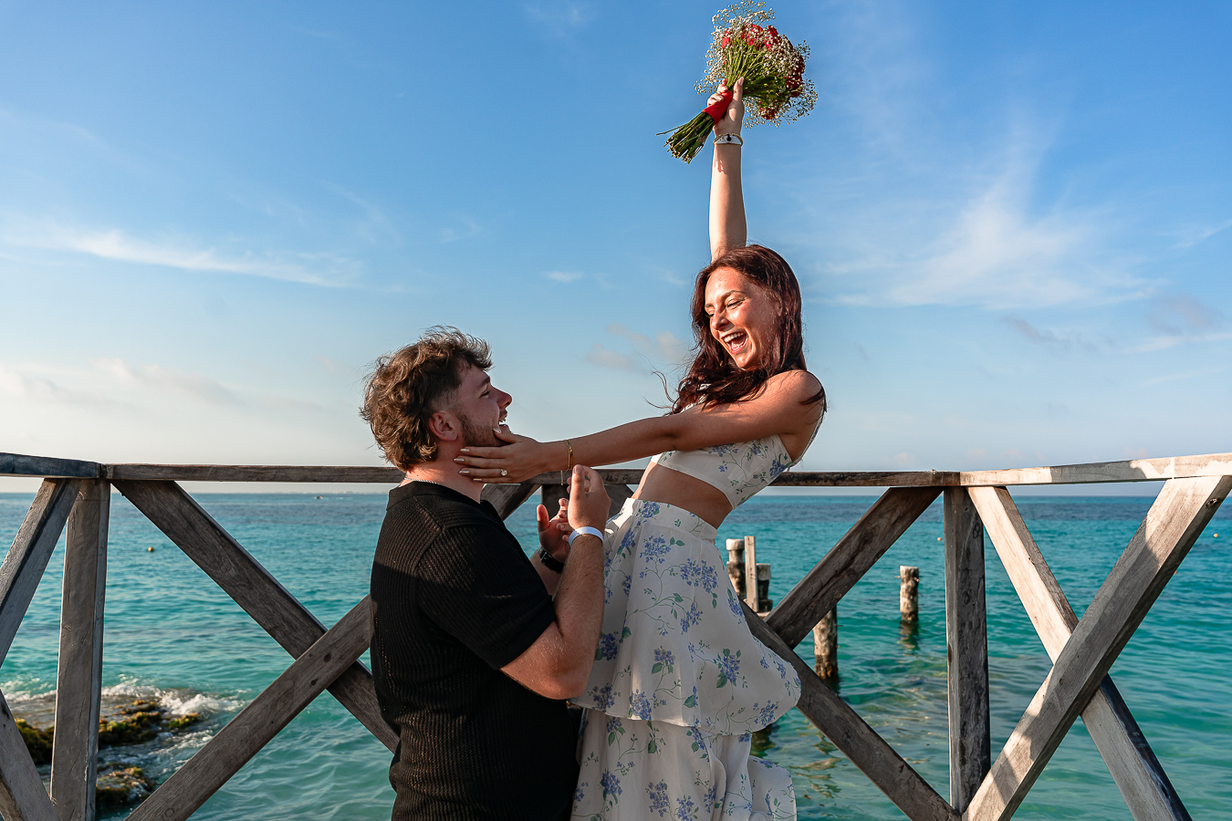 https://0201.nccdn.net/1_2/000/000/092/7fc/romantic-proposal-in-cancun-sunset--riu-palace-las-americas-canc.jpg