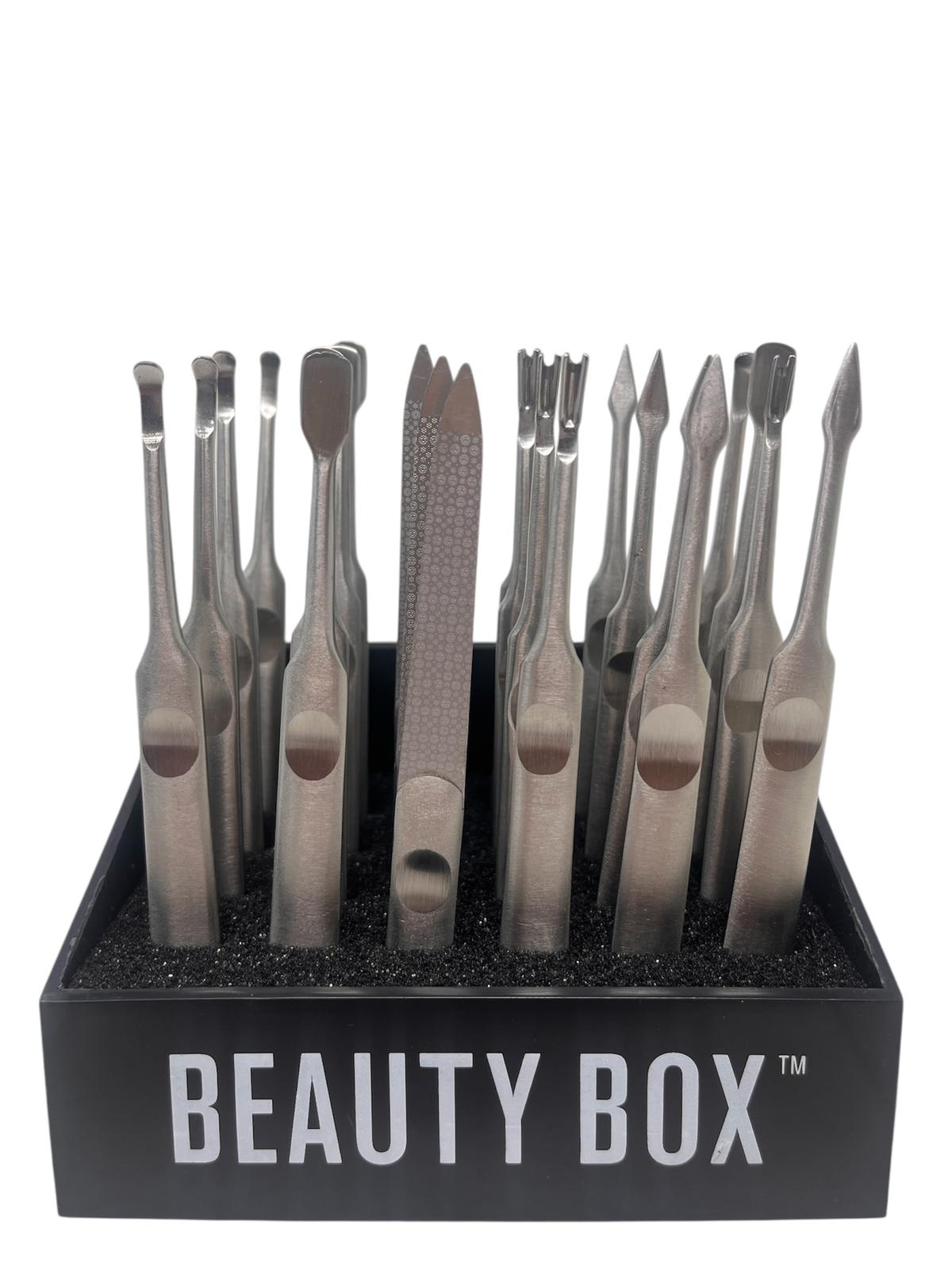 BB-26D
MANICURE SET SINGLE&apos;S SILVER 24 PC