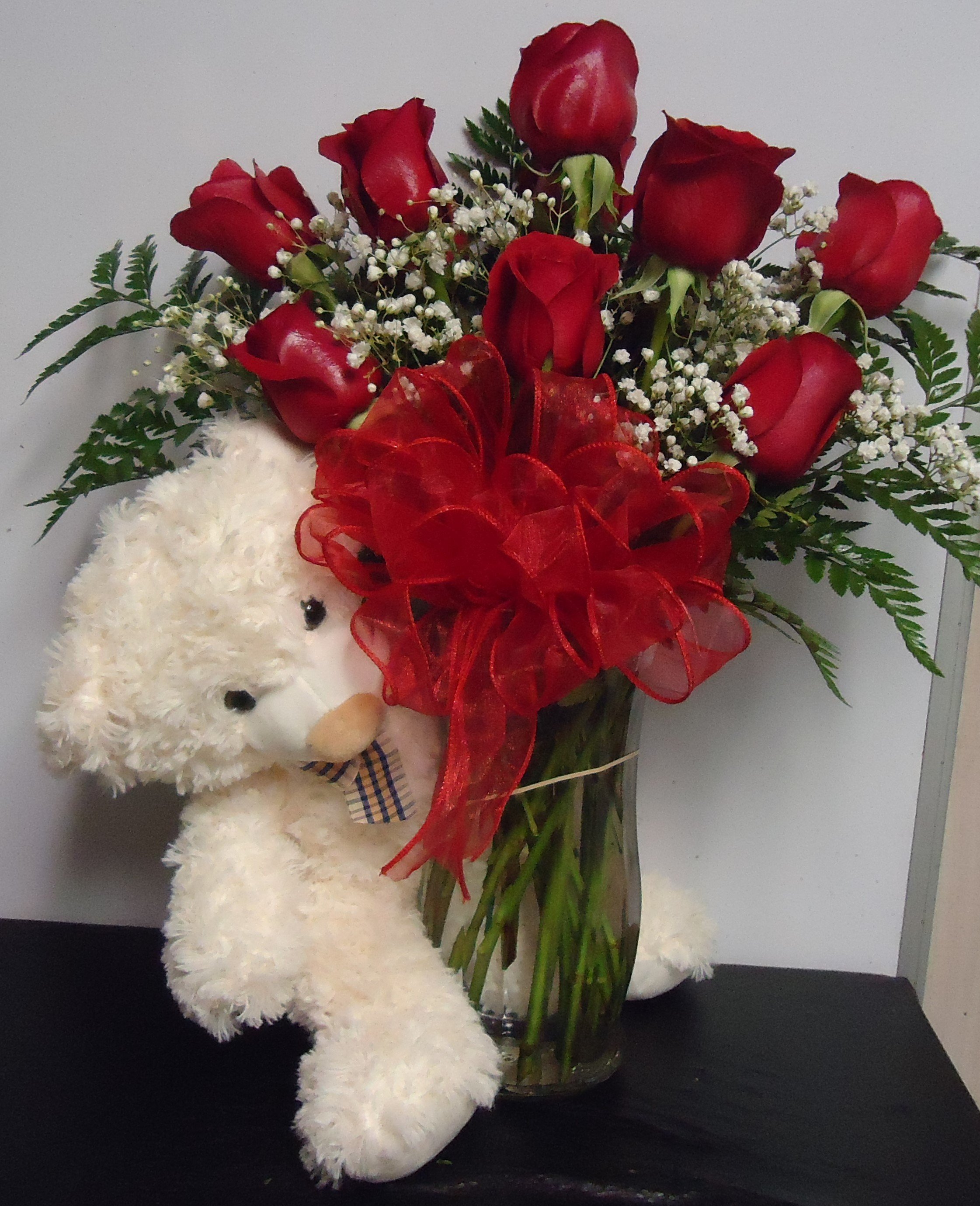 (11)  "Dozen" Fresh Red Roses
W/ Plush Bear
$100.00