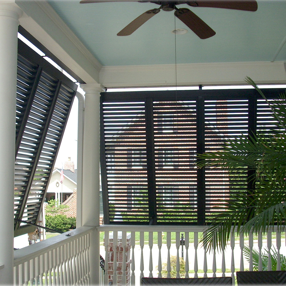 exterior black shutters