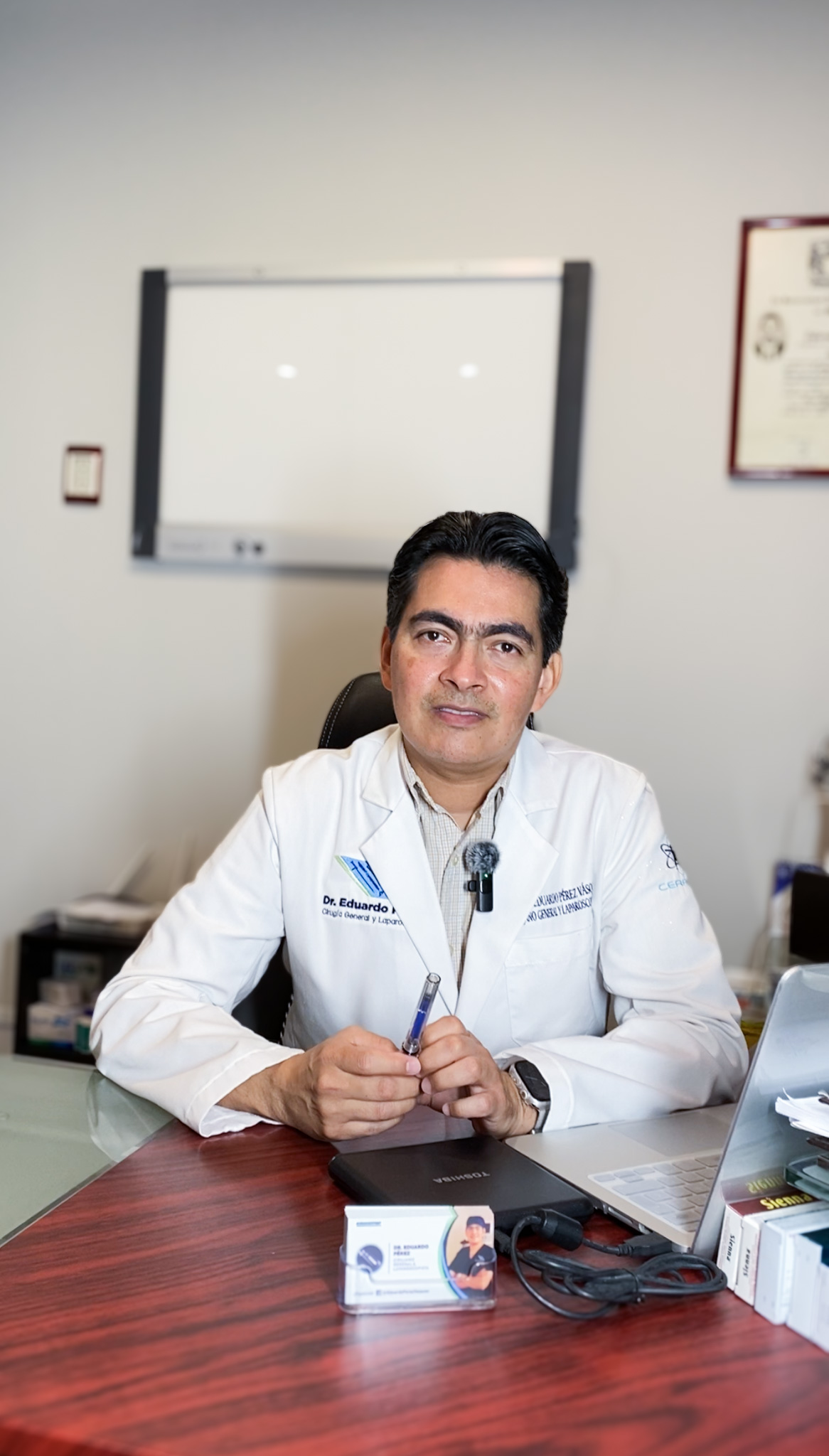 Dr. José Eduardo Pérez Vásquez