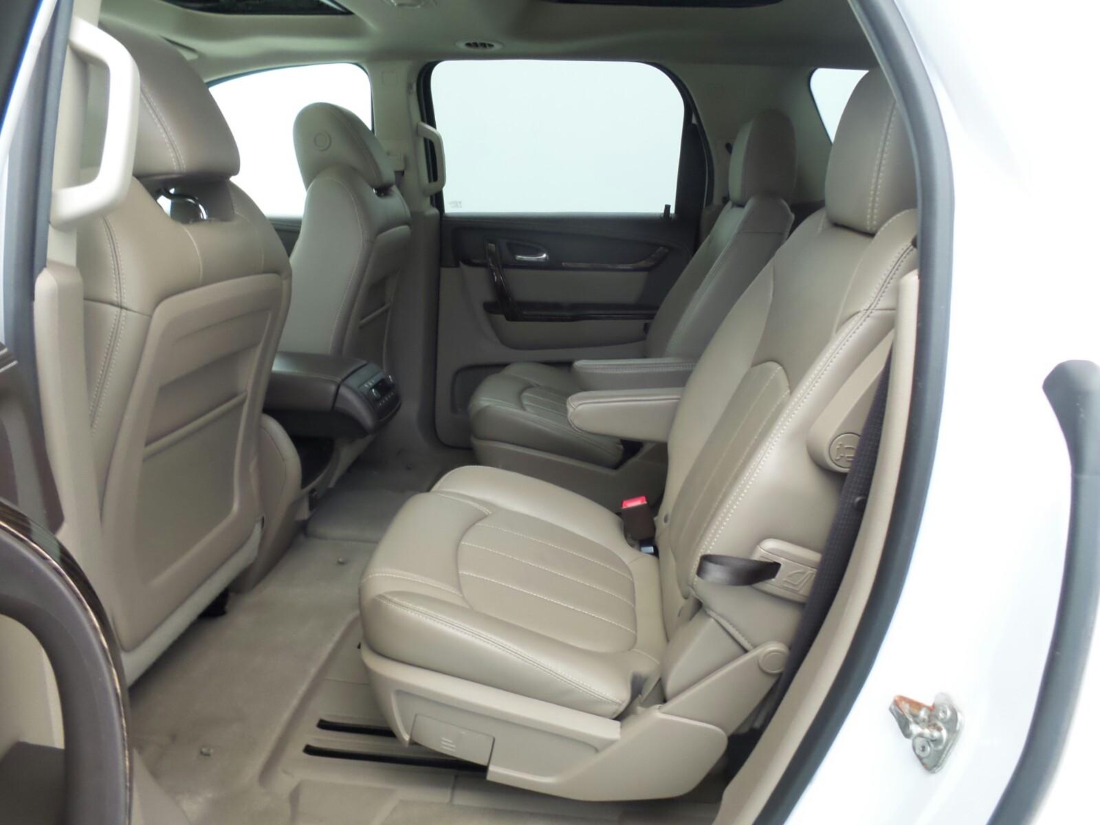 INTERIORREAR